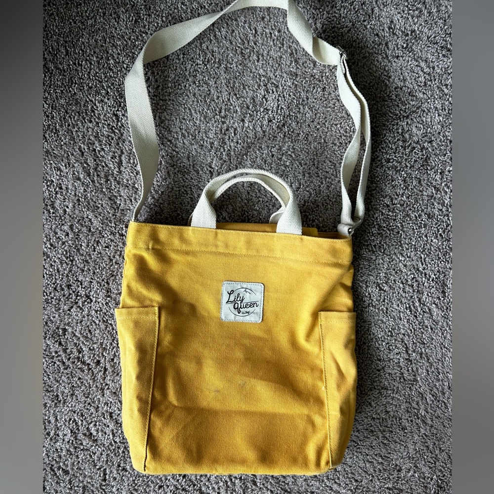 Lily Queen Tote